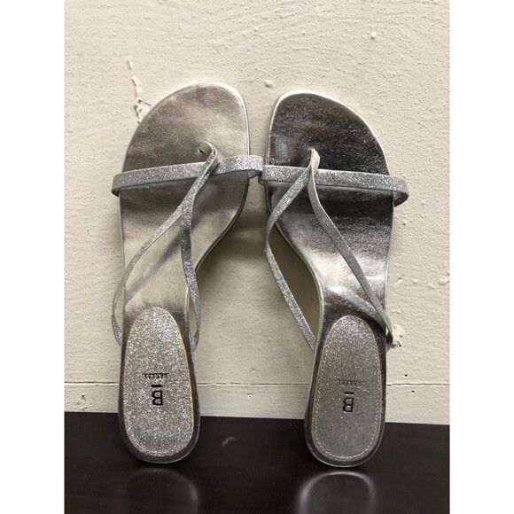 Bakers women Silver Strap low Heels Sandals- man made materials - size US 10B - Picture 10 of 12
